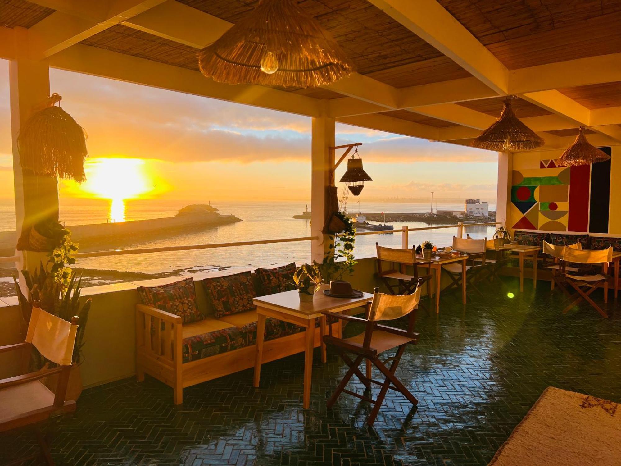 Art Riad Au Bord De La Mer 2 엘자디다 외부 사진