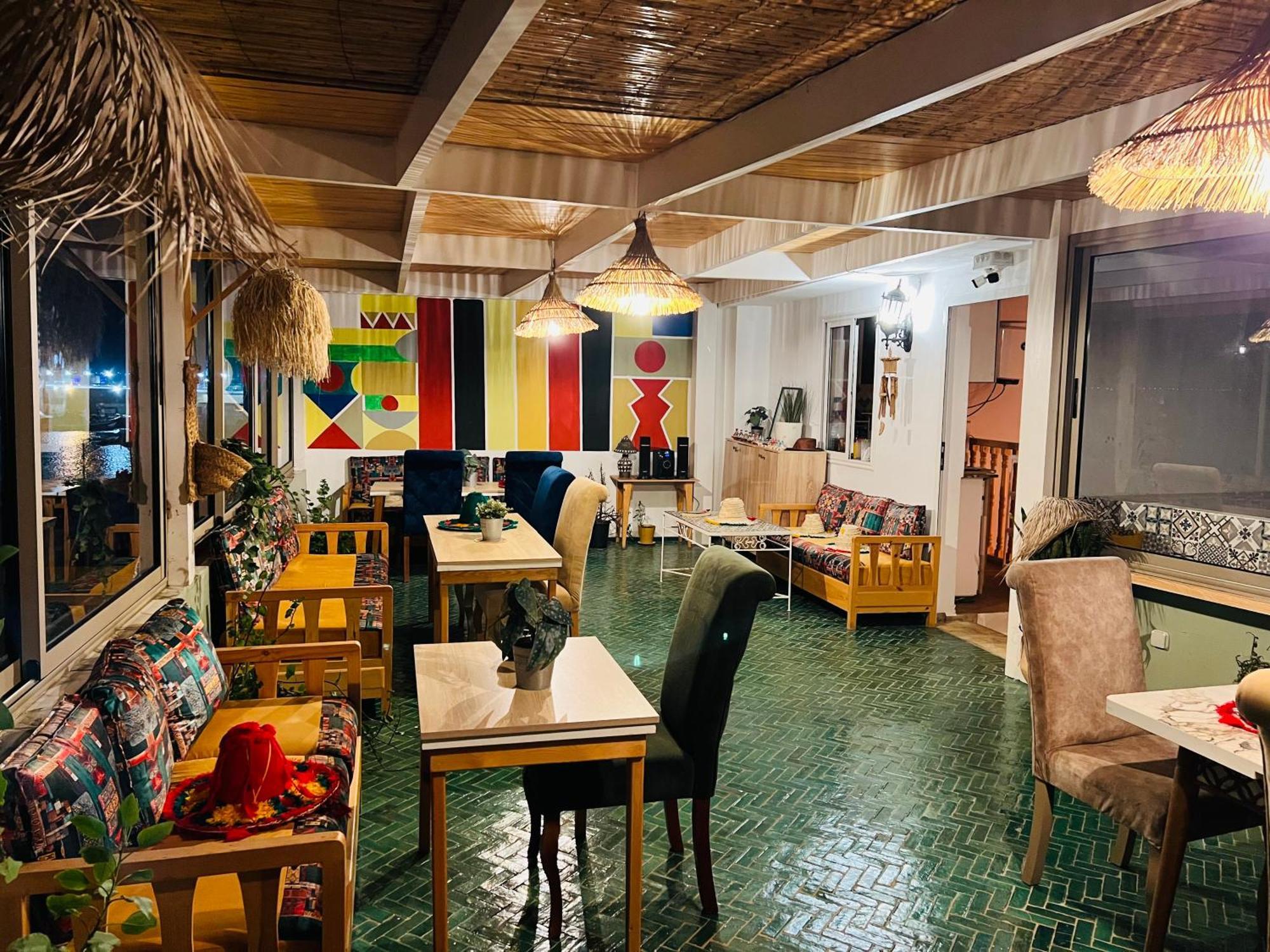 Art Riad Au Bord De La Mer 2 엘자디다 외부 사진
